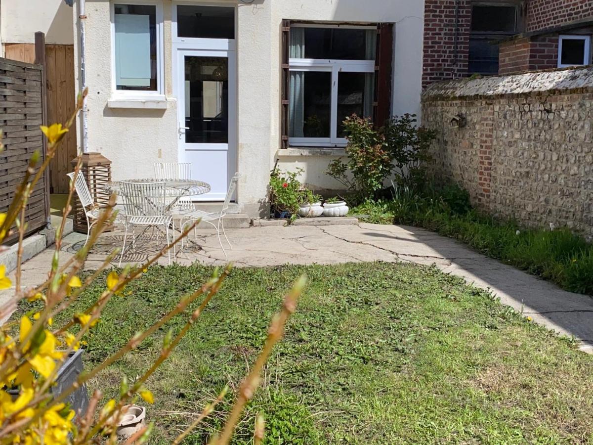 Maison Avec Jardin Et Parking, Au Centre D'Etretat Exterior photo